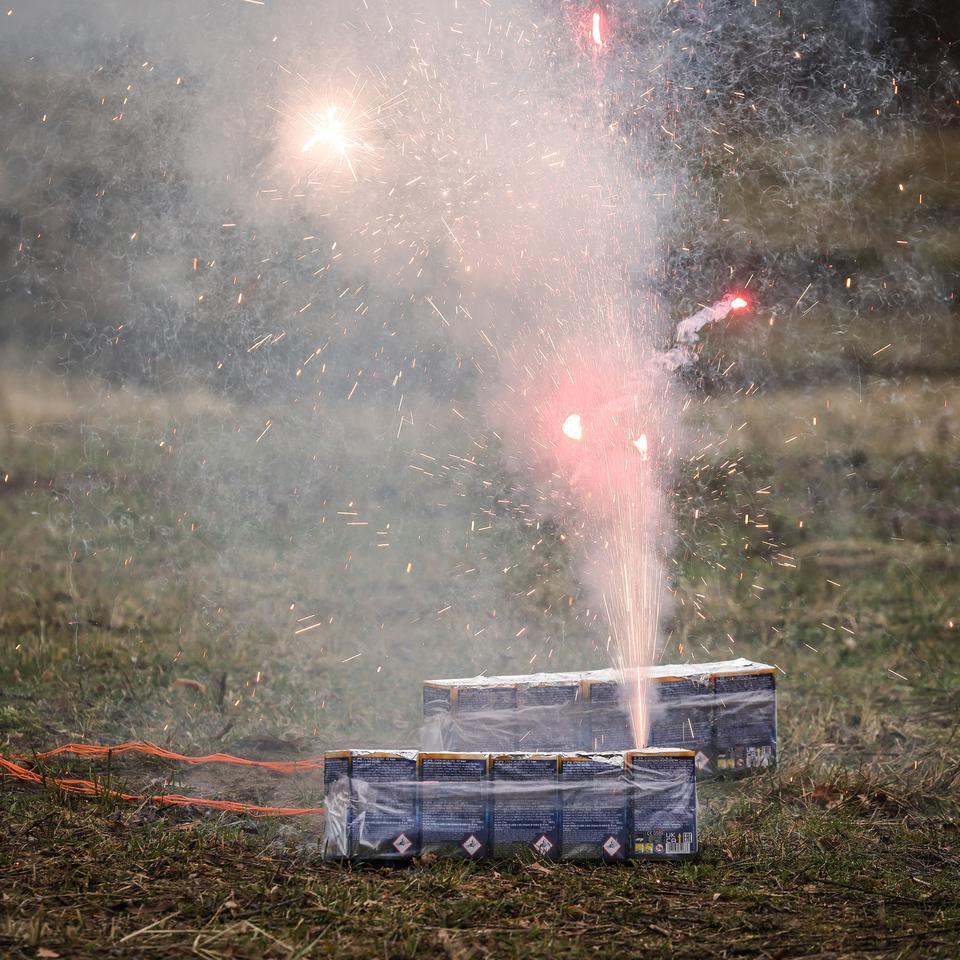 Fireworks Cakes